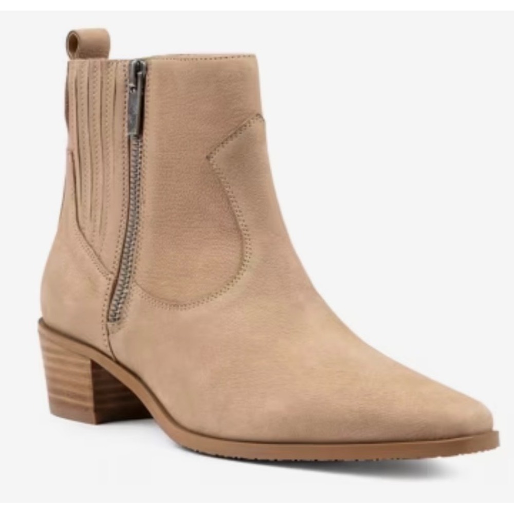 Donald Pliner Banks Beige Leather Western Ankle Boots Pointed Toe Womens 10